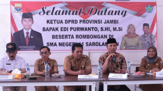 Ketika Warga Mandiangin Timur Curhat ke Edi Purwanto